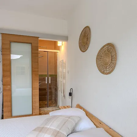 Дом отдыха Maison Au Centre - 8 Pers - Wifi, Terrasses, Proche Commerces - Fr-1-521-232 Бискаррос