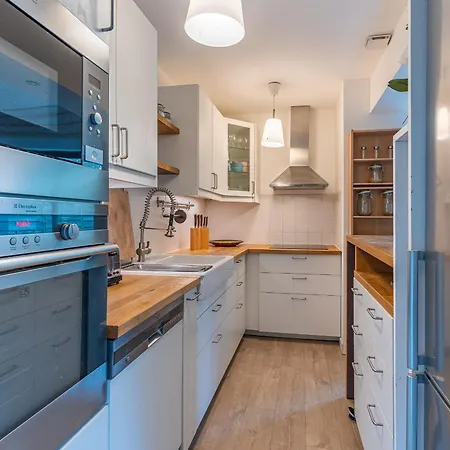Maison Au Centre - 8 Pers - Wifi, Terrasses, Proche Commerces - Fr-1-521-232 * Biscarrosse